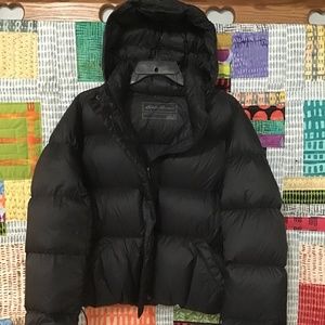 Eddie Bauer puffer jacket in black.